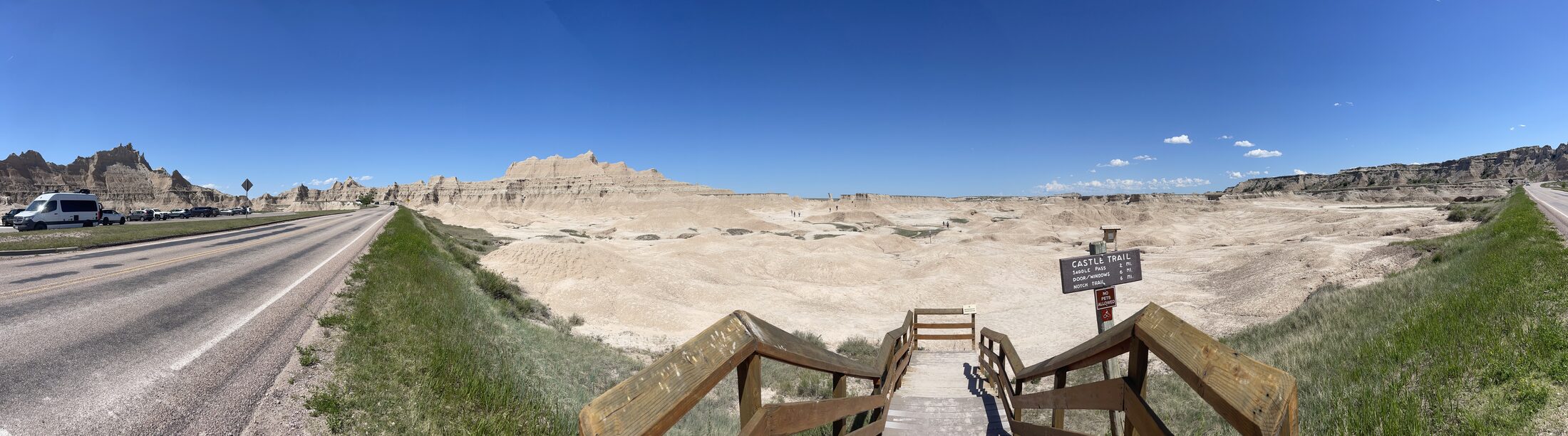 Badlands panoramic overlook