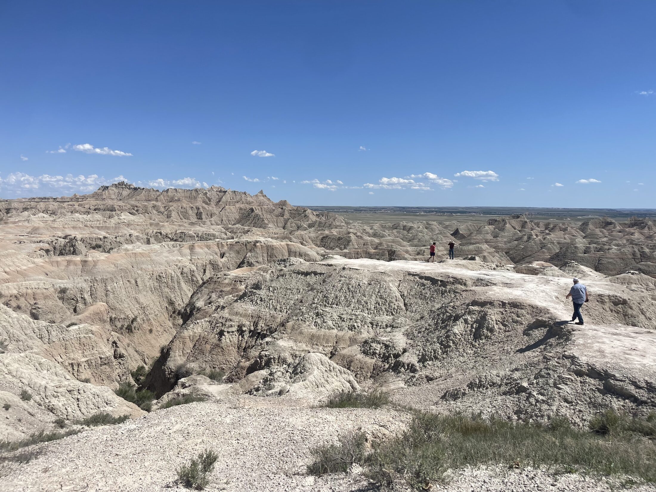 Badlands roadside overlook