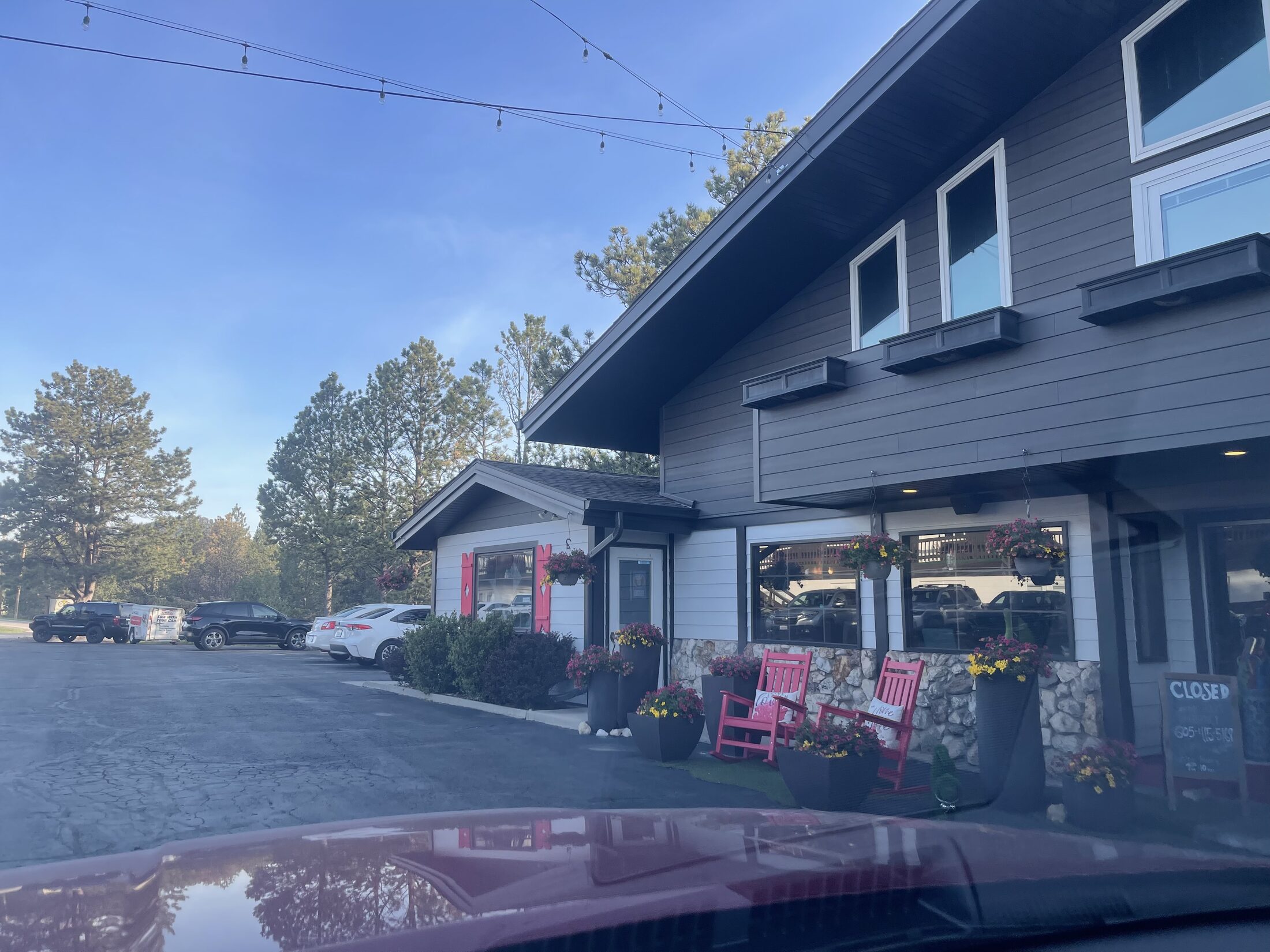 Morning at Hill City lodging